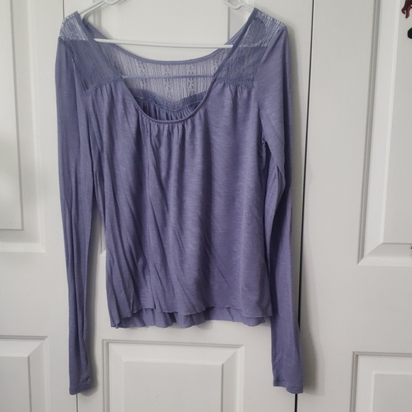 Top - Picture 2 of 2